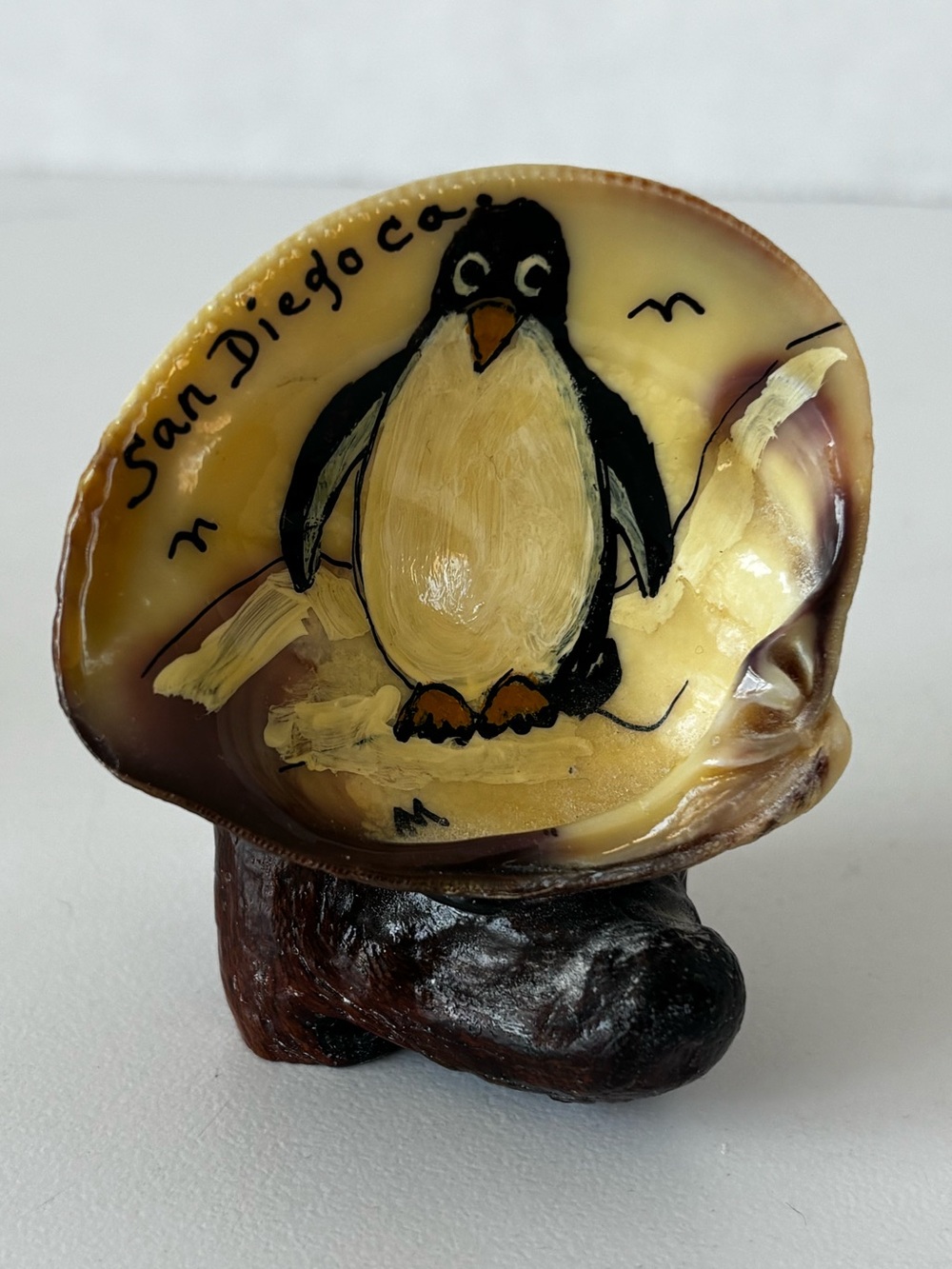 Vintage Hand Painted San Diego Penguin Sea Shell Souvenir